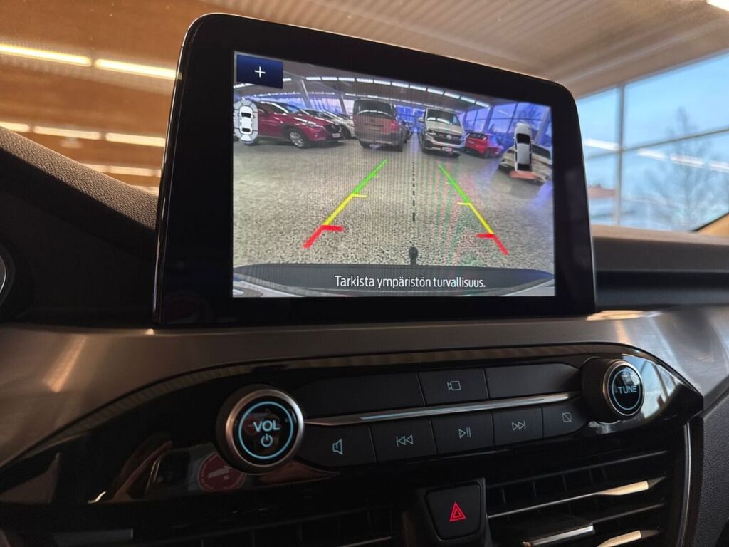 Ford Kuga 2021 Metallinhohto Harmaa