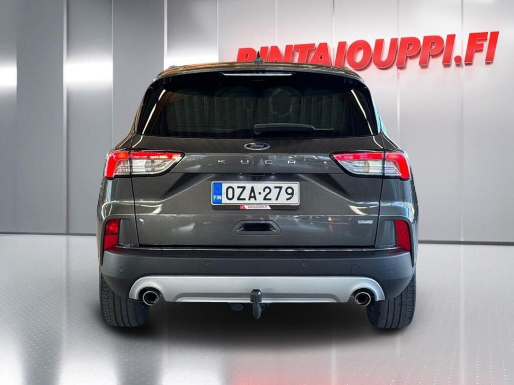 Ford Kuga 2021 Metallinhohto Harmaa