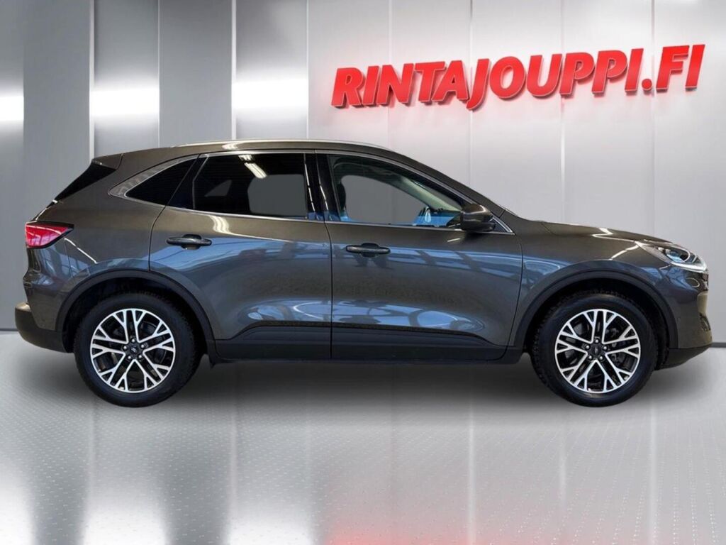 Ford Kuga 2021 Metallinhohto Harmaa
