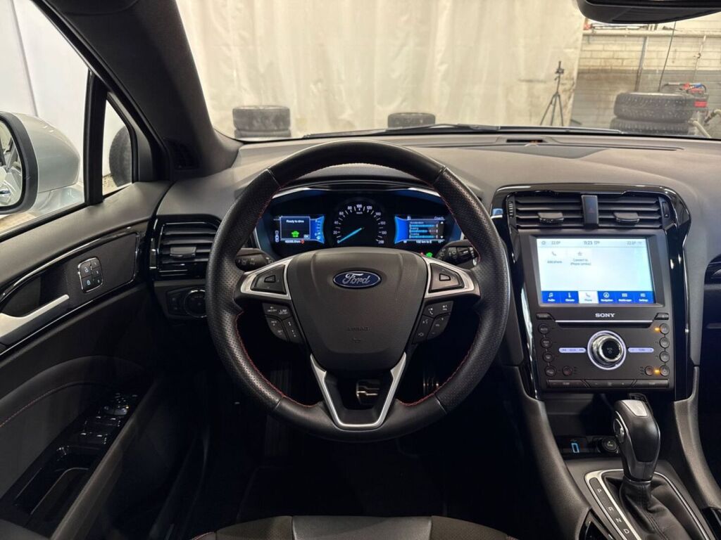 Ford Mondeo 2020 Harmaa