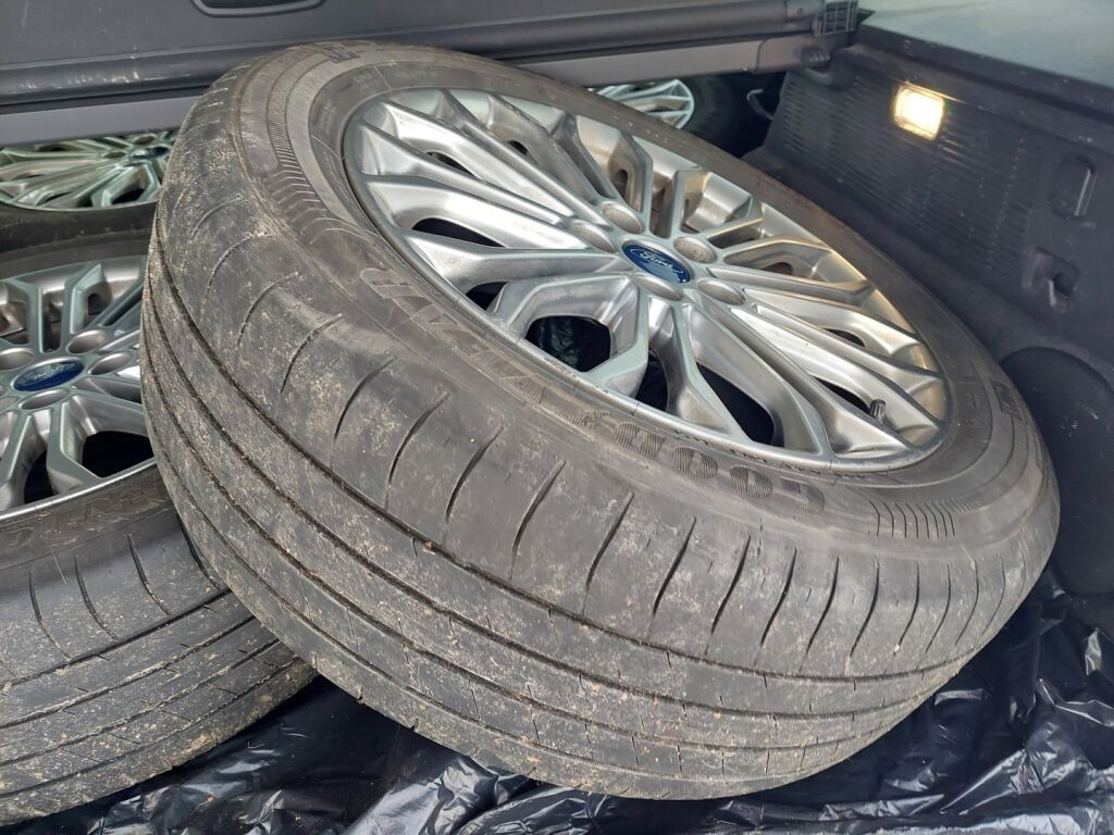 Ford Mondeo 2020 Harmaa