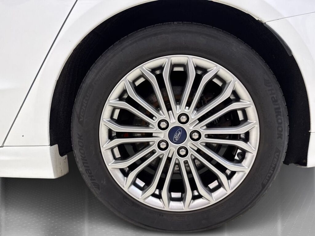 Ford Mondeo 2020 Valkoinen