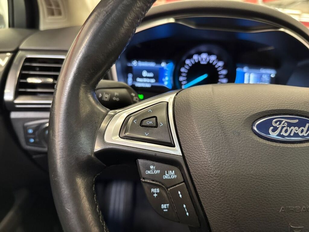 Ford Mondeo 2020 Valkoinen