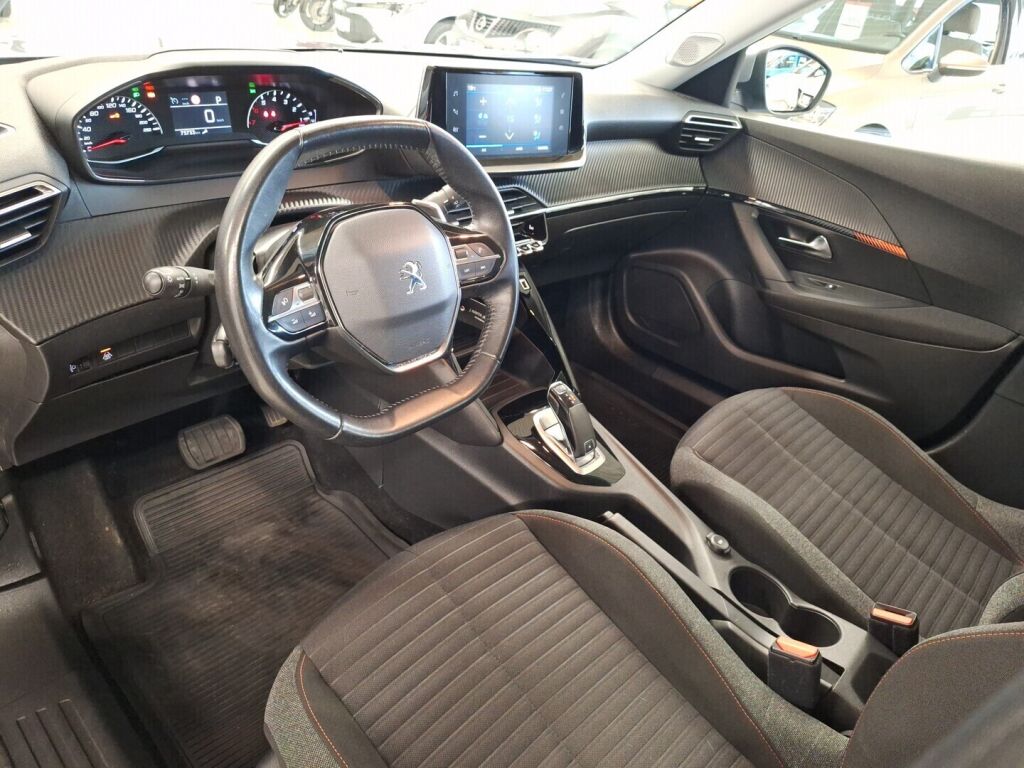 Peugeot 2008 2020 Harmaa