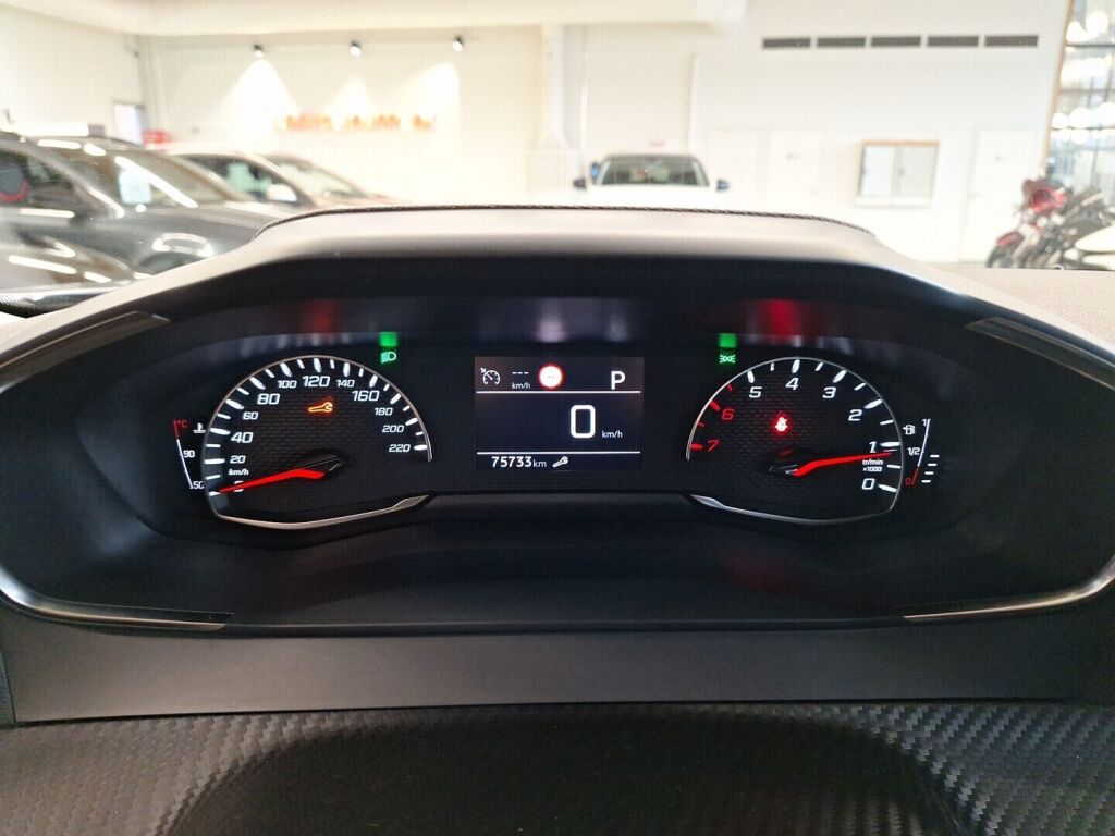 Peugeot 2008 2020 Harmaa