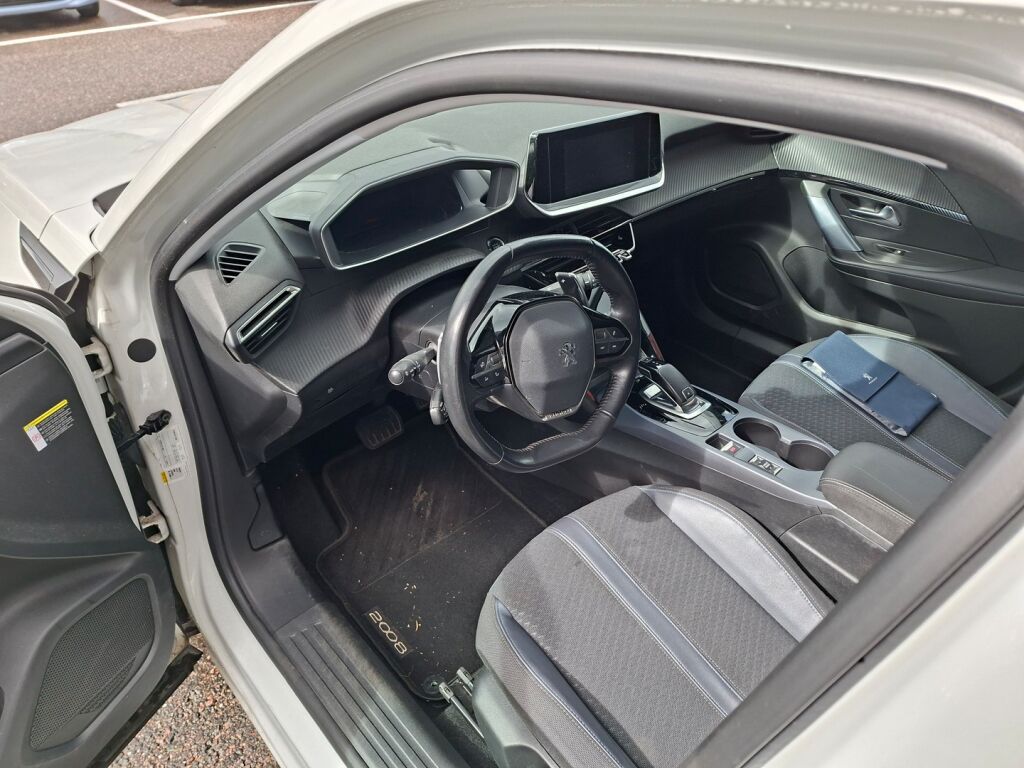 Peugeot 2008 2020 Valkoinen