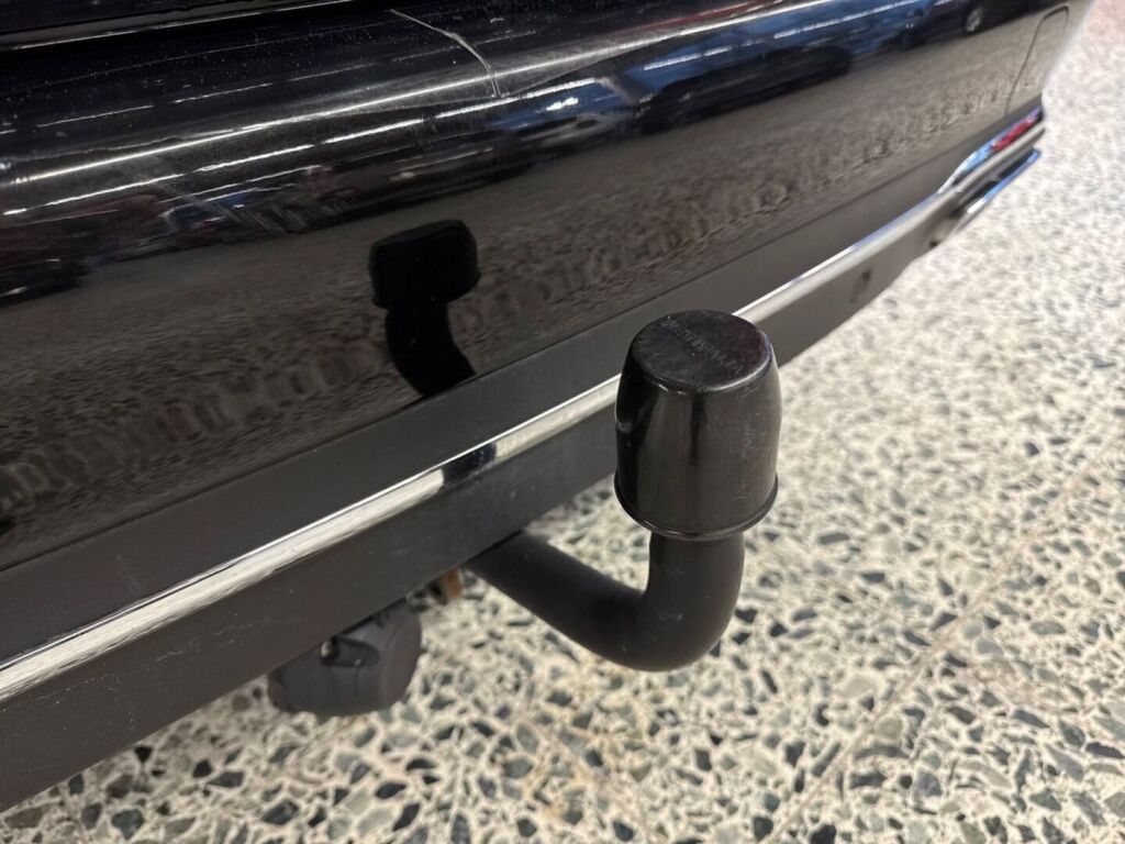 Mercedes-Benz E 2019 Musta