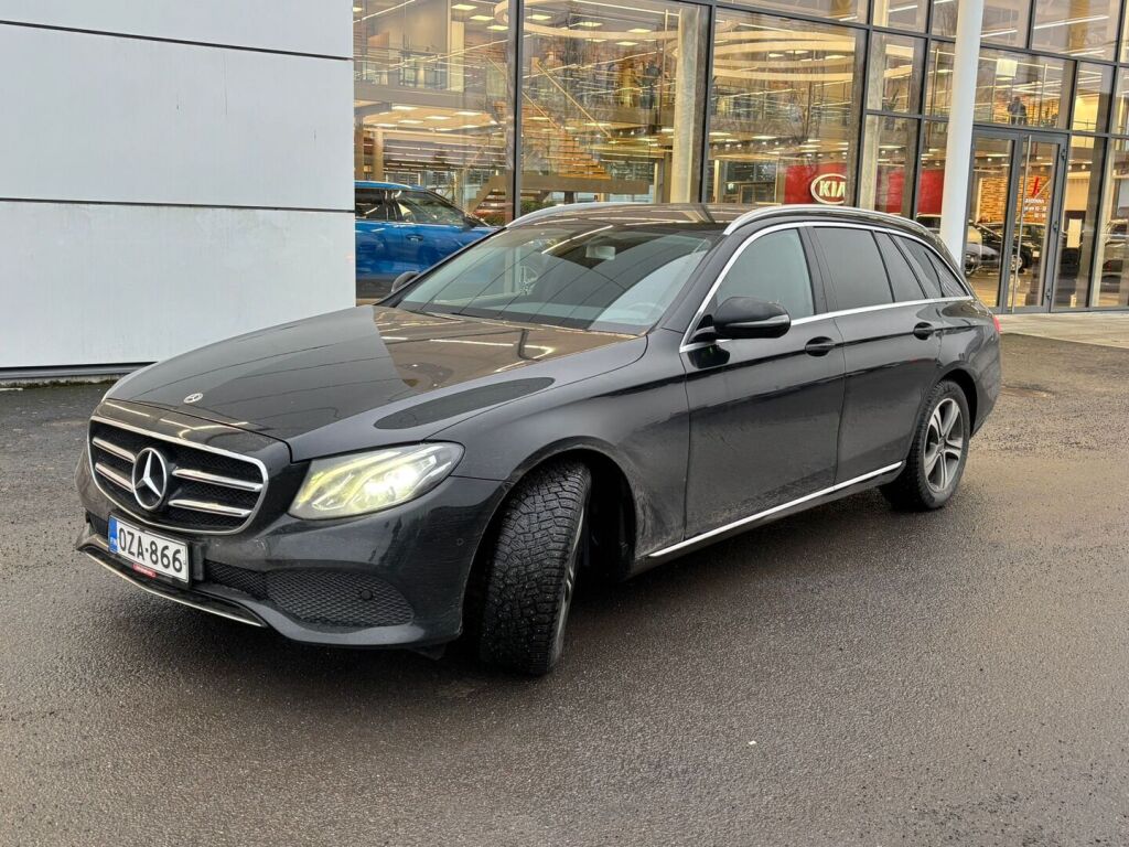 Mercedes-Benz E 2019 Musta