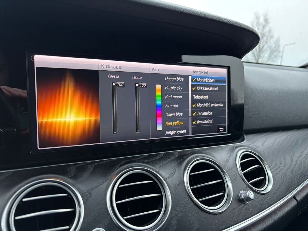 Mercedes-Benz E 2019 Musta