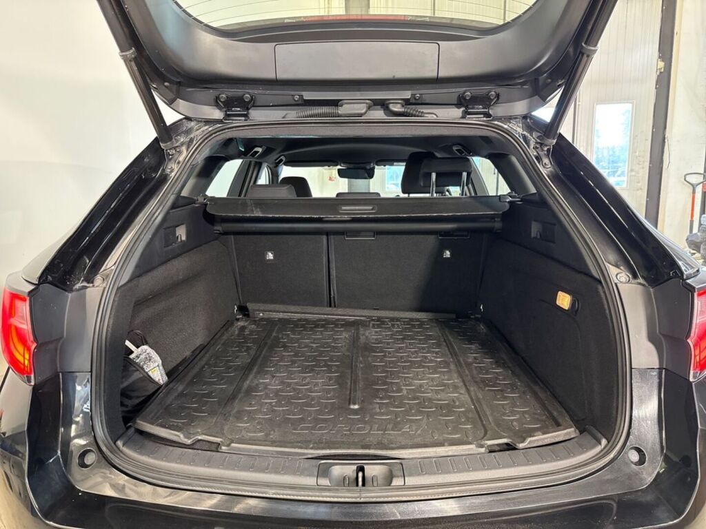 Toyota Corolla 2020 Musta