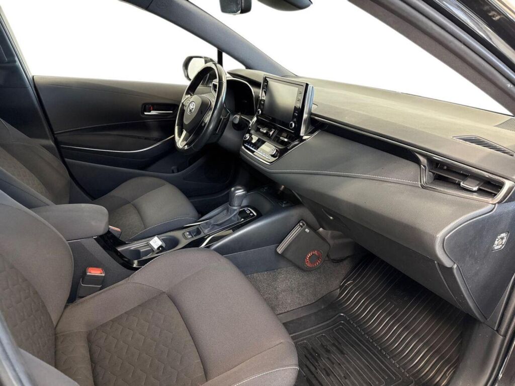 Toyota Corolla 2020 Musta
