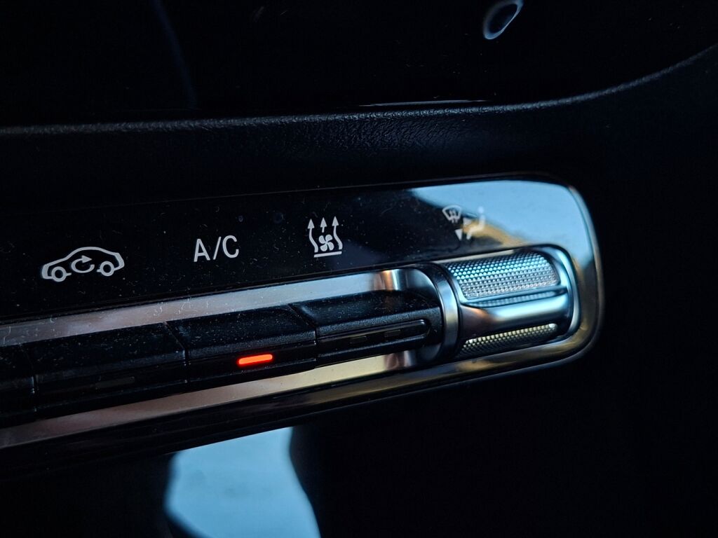 Mercedes-Benz A 2021 Harmaa