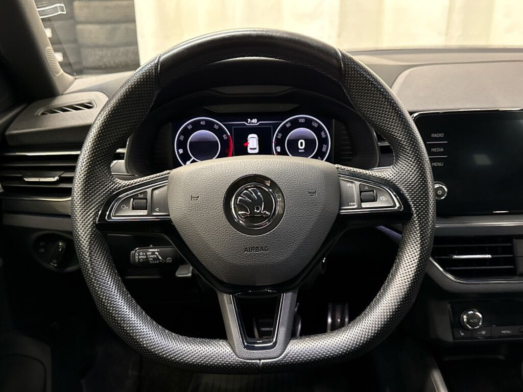 Skoda Kamiq 2020 Valkoinen