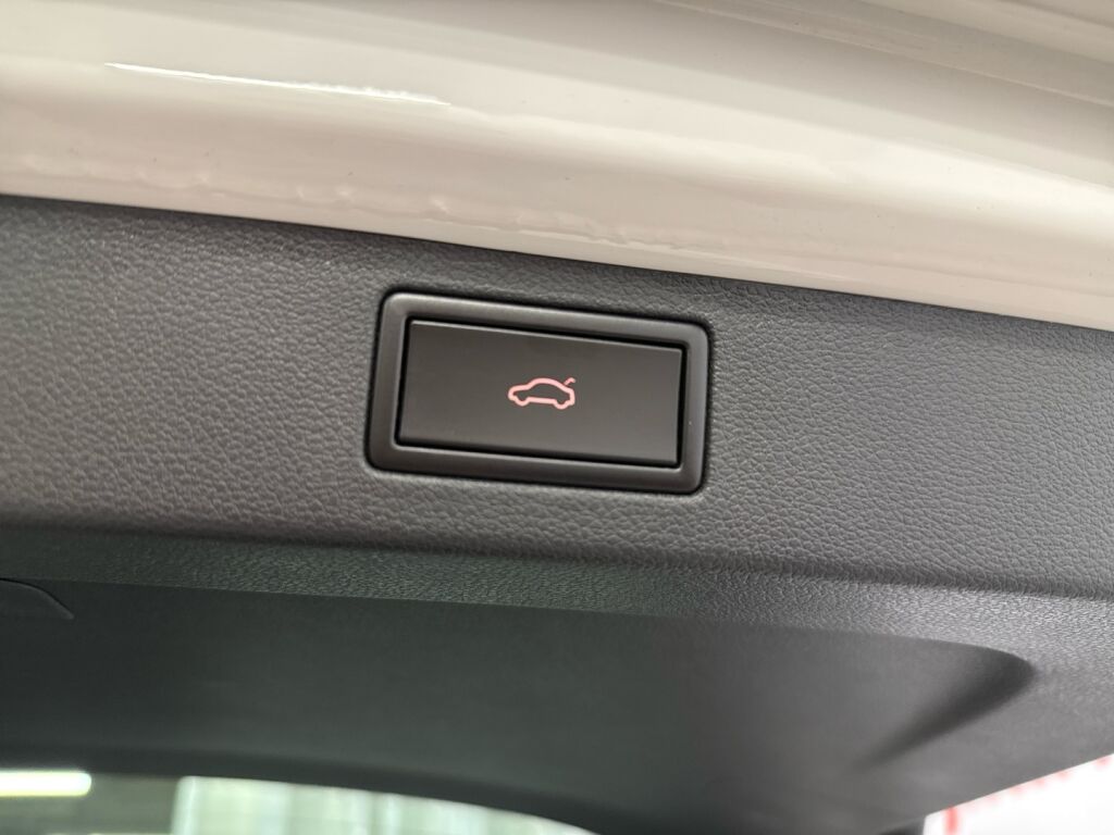 Skoda Kamiq 2020 Valkoinen