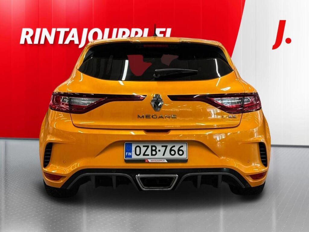 Renault Megane 2021 Oranssi