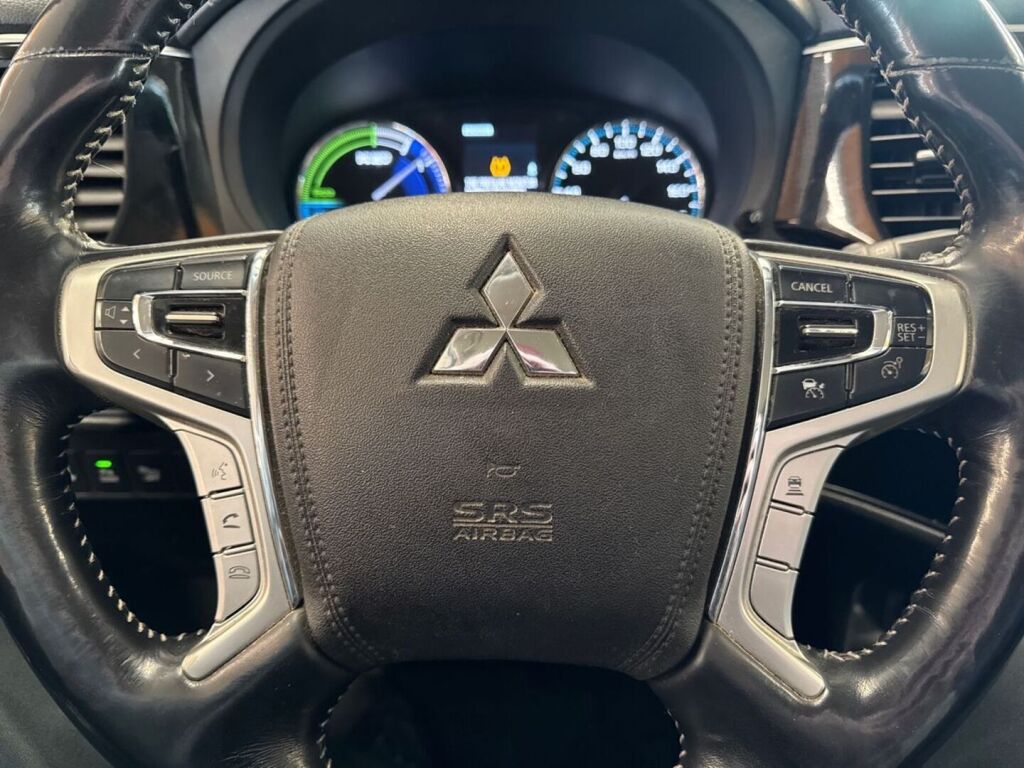 Mitsubishi Outlander PHEV 2019 Valkoinen