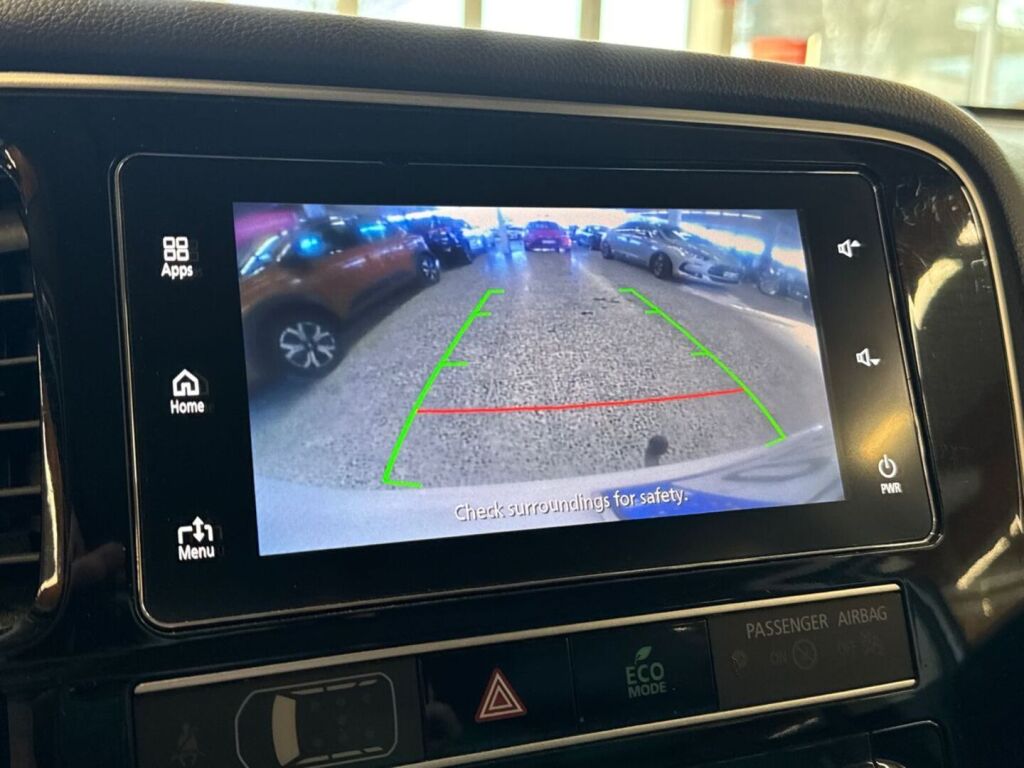 Mitsubishi Outlander PHEV 2019 Valkoinen