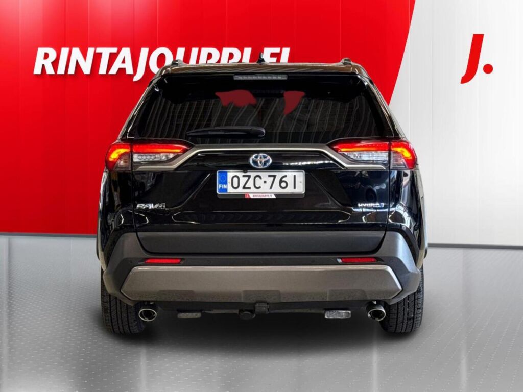 Toyota RAV4 2021 Musta