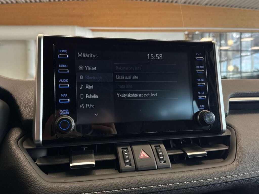 Toyota RAV4 2021 Musta