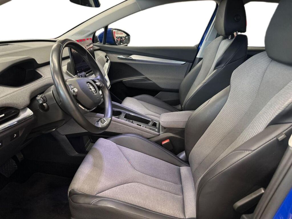 Skoda Enyaq 2022 Sininen