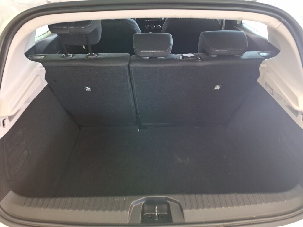 Renault Clio 2022 Valkoinen