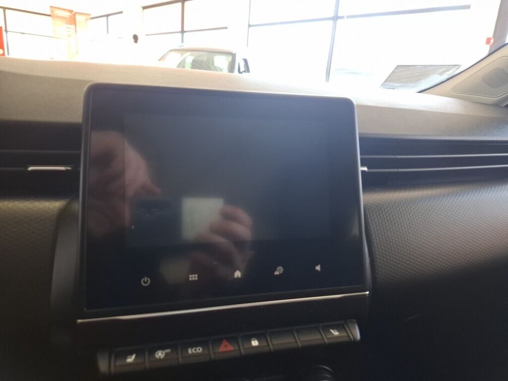 Renault Clio 2022 Valkoinen