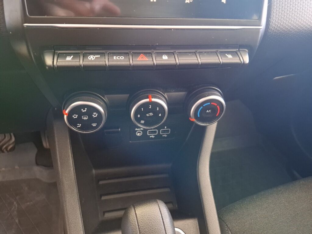 Renault Clio 2022 Valkoinen