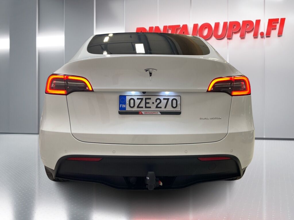 Tesla Model Y 2021 Valkoinen