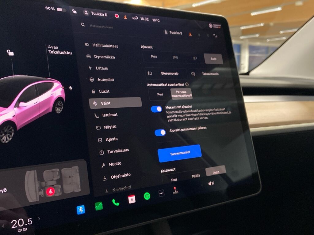 Tesla Model Y 2021 Valkoinen
