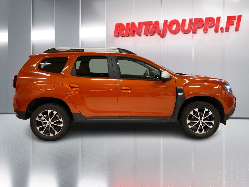 Dacia Duster 2021 Oranssi
