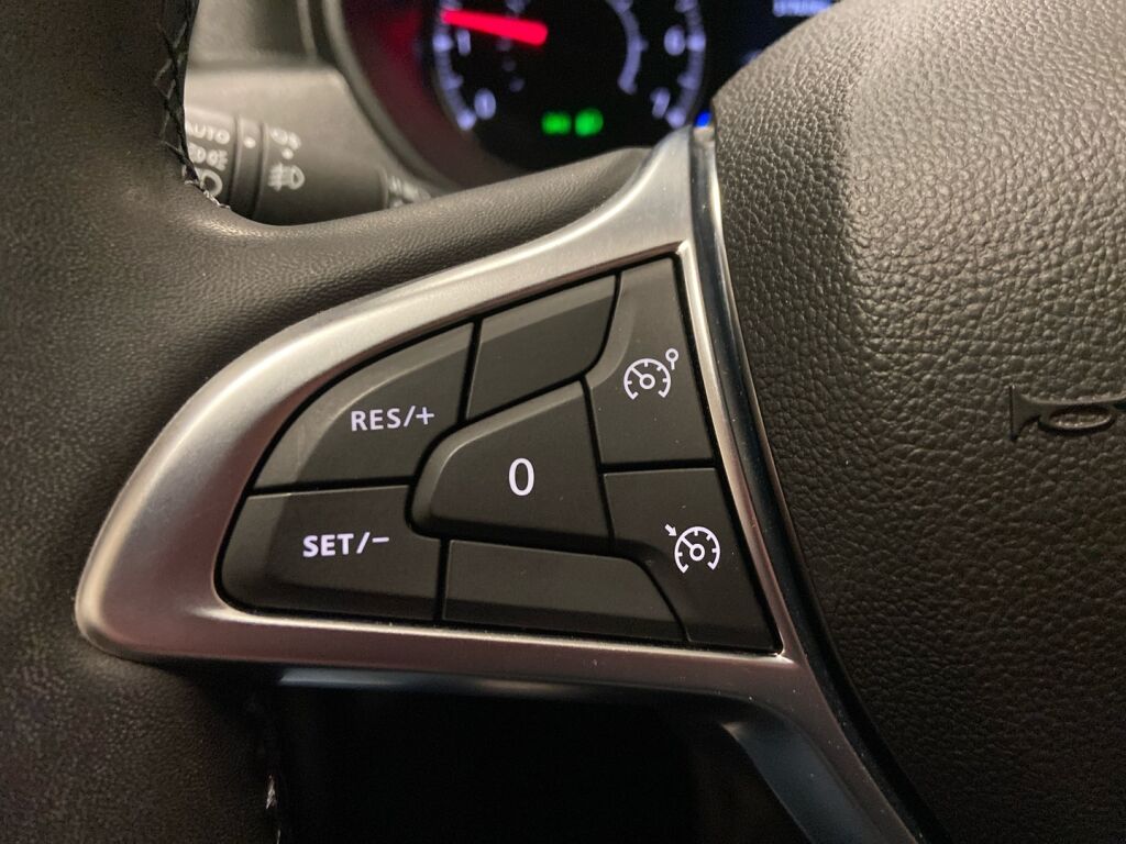 Dacia Duster 2021 Oranssi