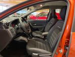 Dacia Duster 2021 Oranssi