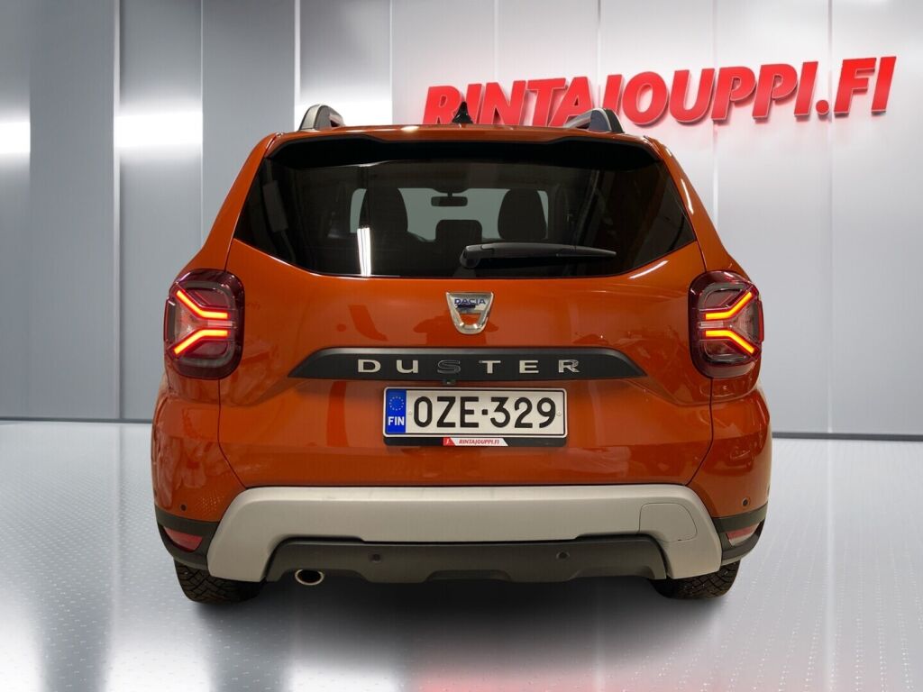 Dacia Duster 2021 Oranssi