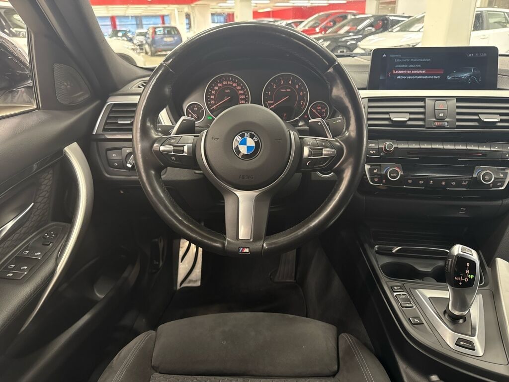 BMW 330 2018 Harmaa