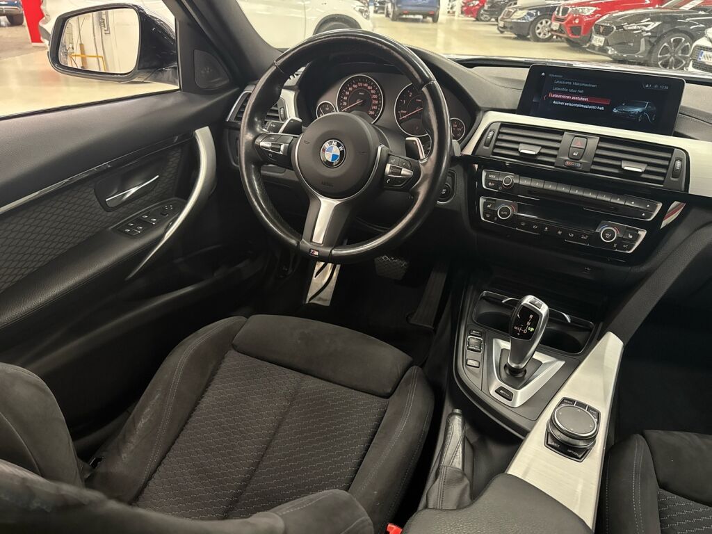 BMW 330 2018 Harmaa