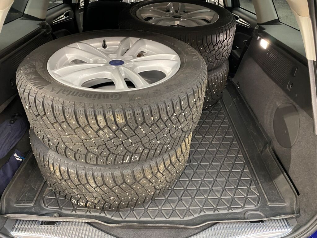 Ford Mondeo 2018 Sininen