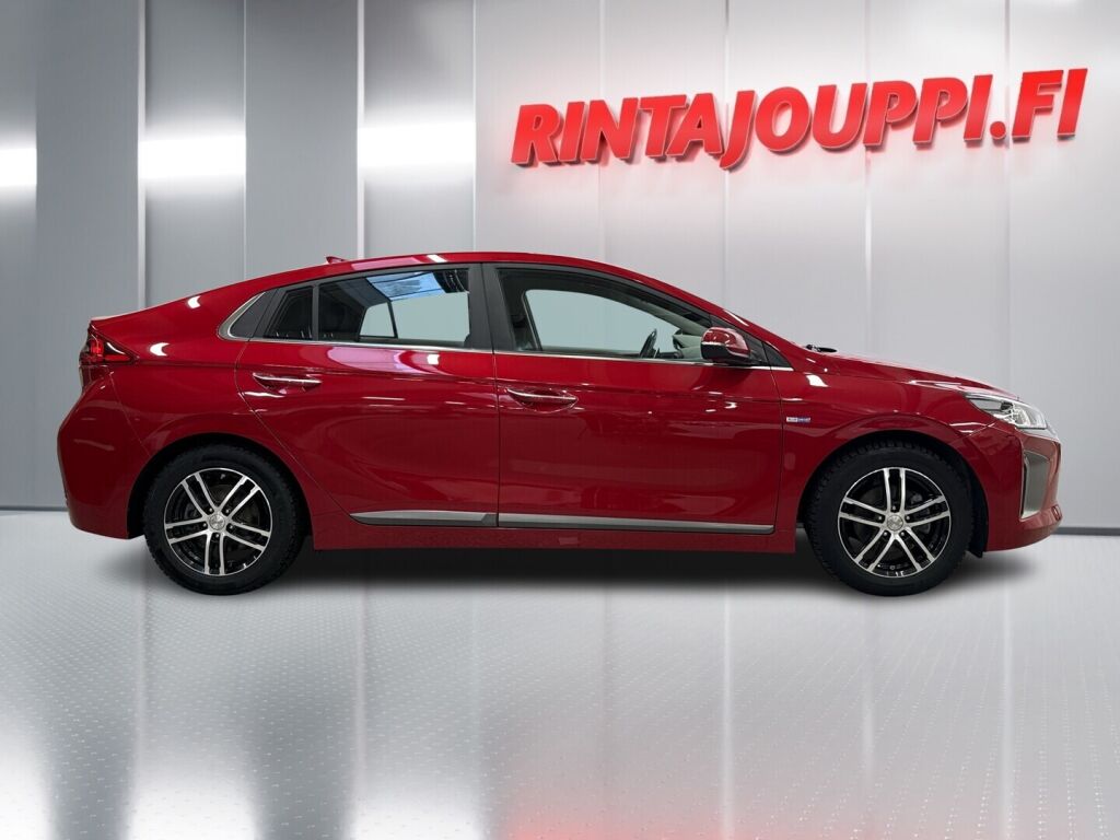 Hyundai IONIQ plug-in 2019 Punainen