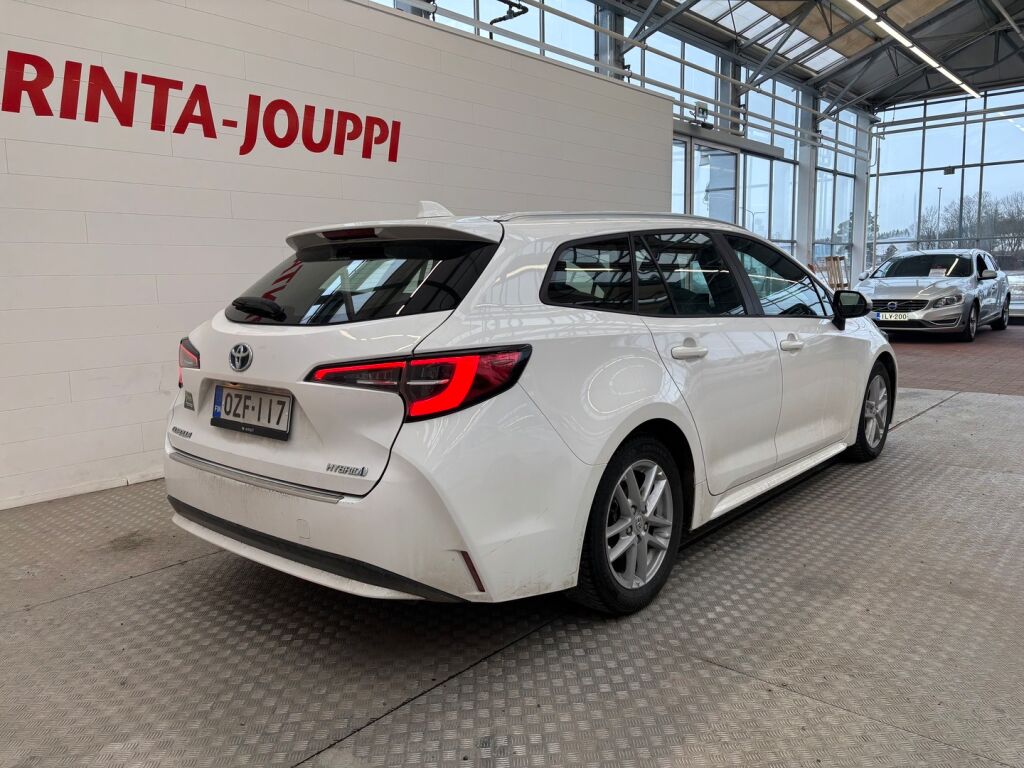 Toyota Corolla 2021 Valkoinen