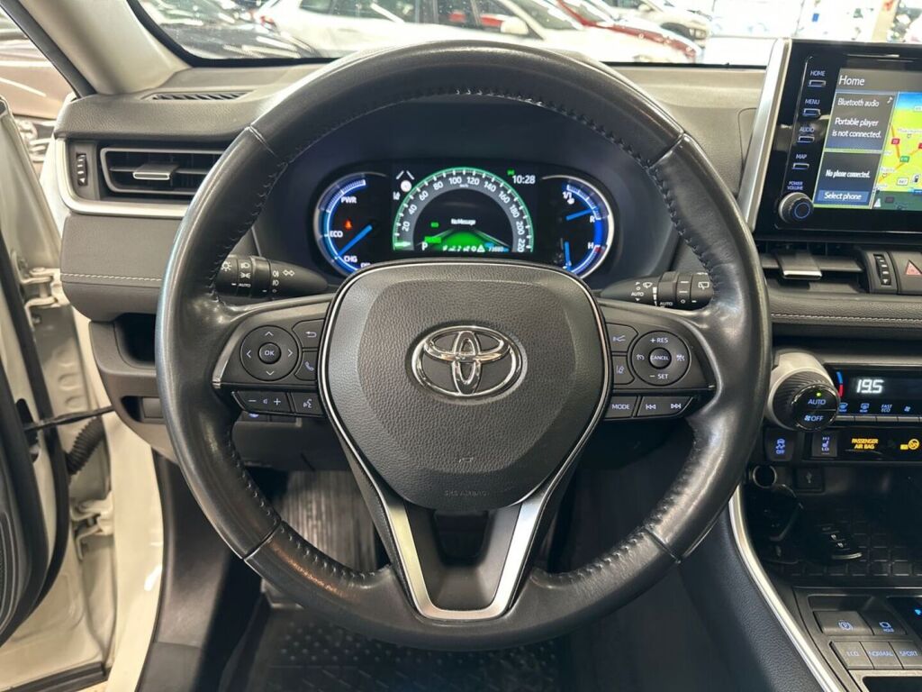 Toyota RAV4 2021 Valkoinen