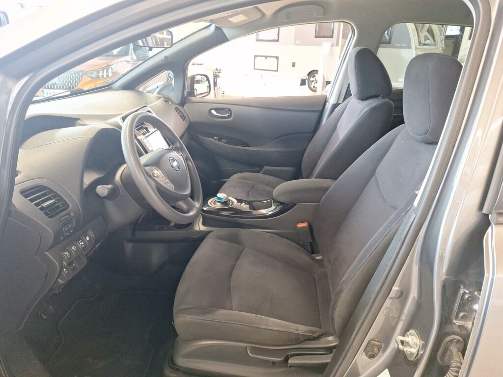 Nissan Leaf 2016 Harmaa