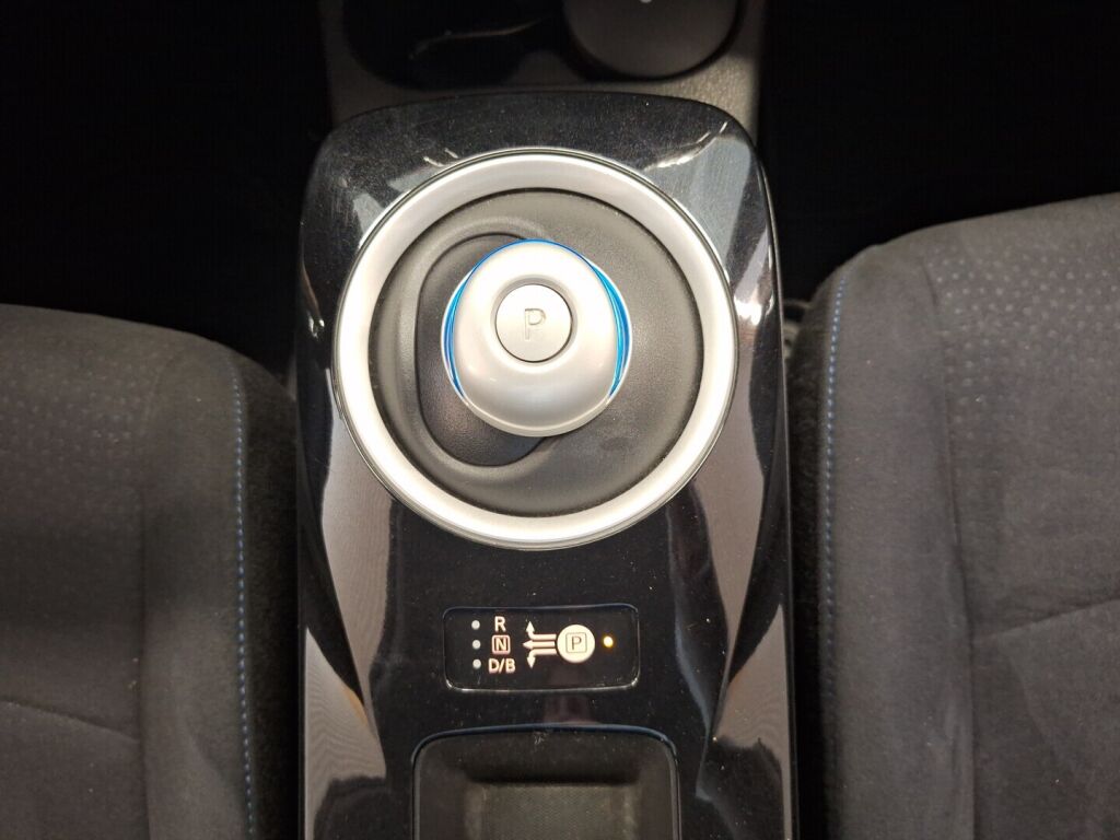 Nissan Leaf 2016 Harmaa