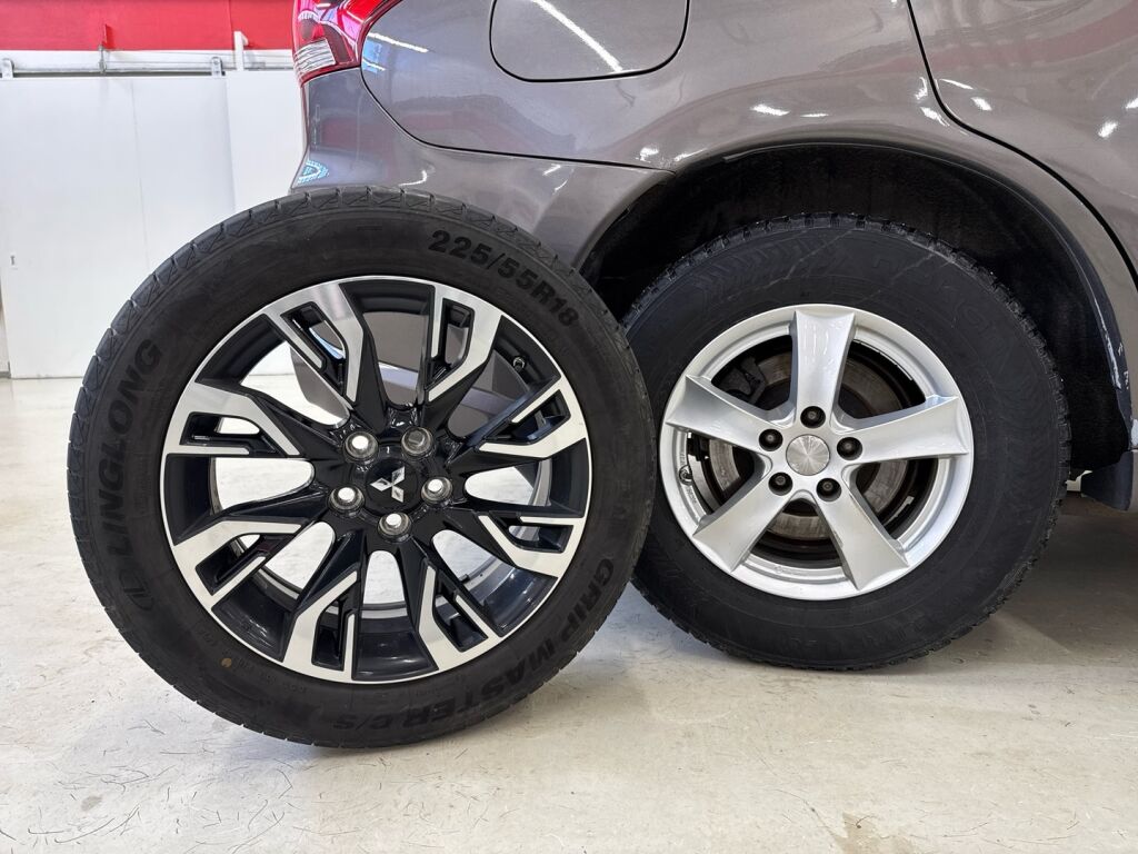 Mitsubishi Outlander 2016 Ruskea (beige)