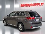 Mitsubishi Outlander 2016 Ruskea (beige)