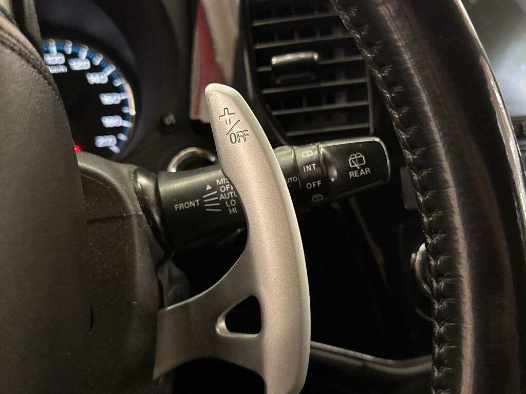 Mitsubishi Outlander 2016 Ruskea (beige)