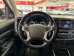 Mitsubishi Outlander 2016 Ruskea (beige)