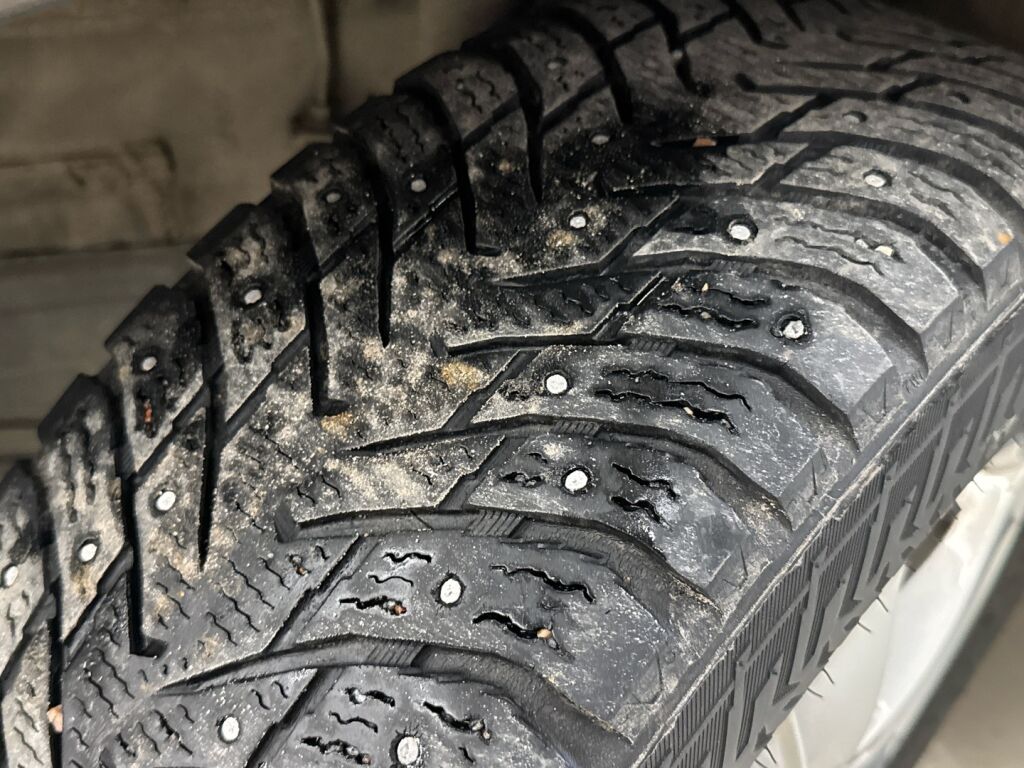 Mitsubishi Outlander 2016 Ruskea (beige)