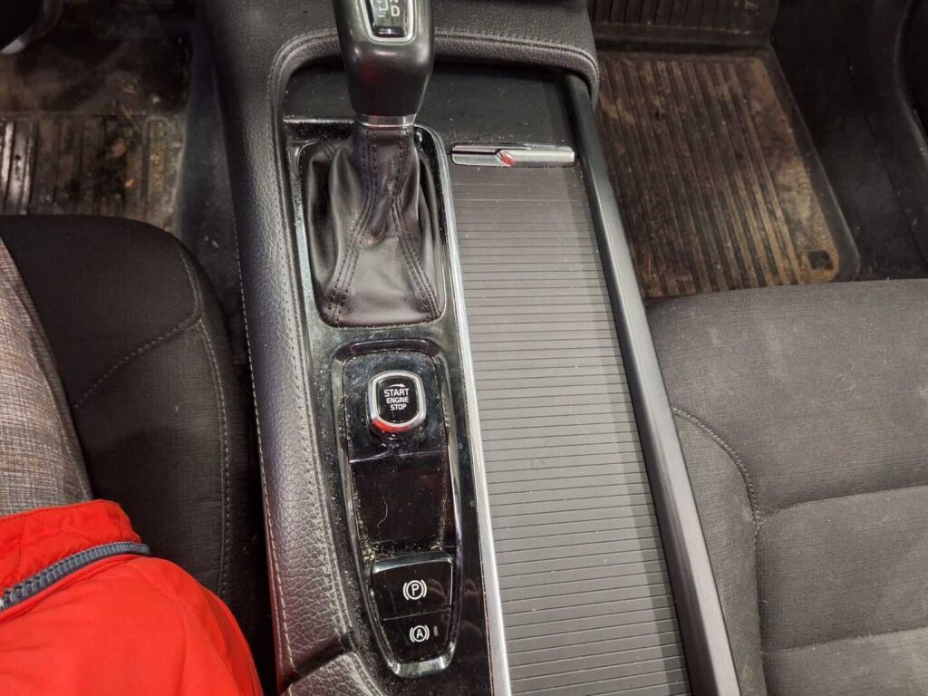 Volvo V90 2018 Valkoinen