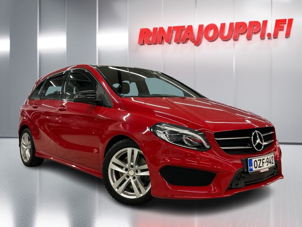 Mercedes-Benz B 2015 Punainen