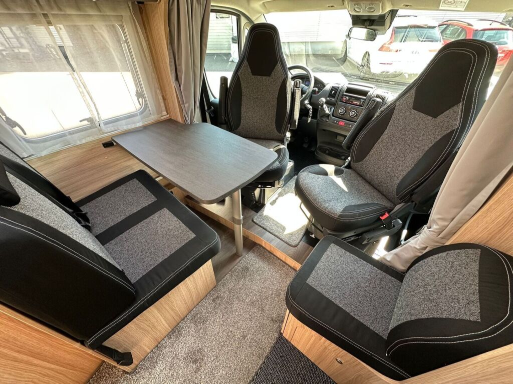 Sunlight V 60 2021 Valkoinen