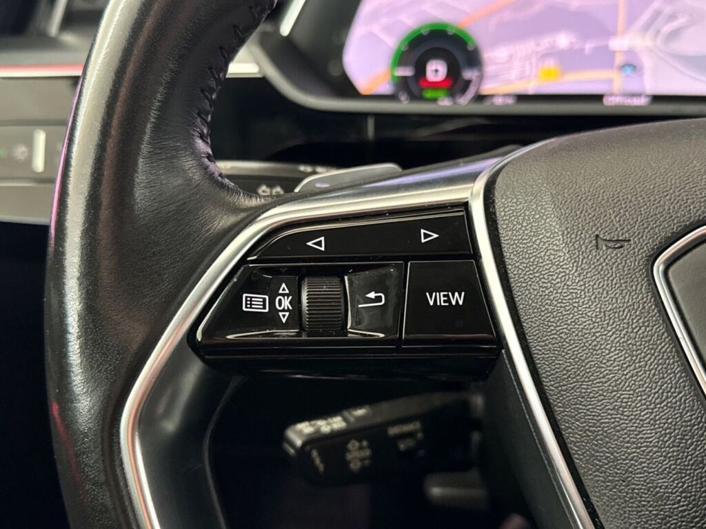 Audi e-tron 2020 Sininen